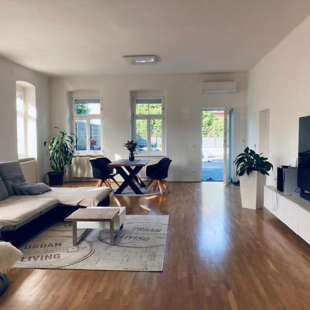 Villa Schoenfeld Schonfeld Luaran gambar
